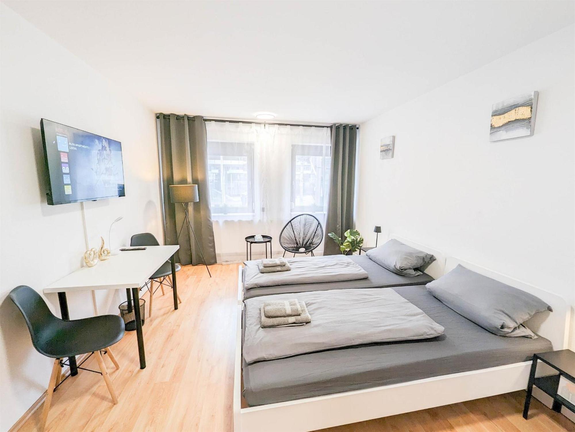 Apartment Alfa Mitte 2 City-lage Berliner Platz Balkon Netflix Kueche Wm L 2br 5 Beds 6 People L Fully Equipped Kitchen & Bathroom Stuttgart